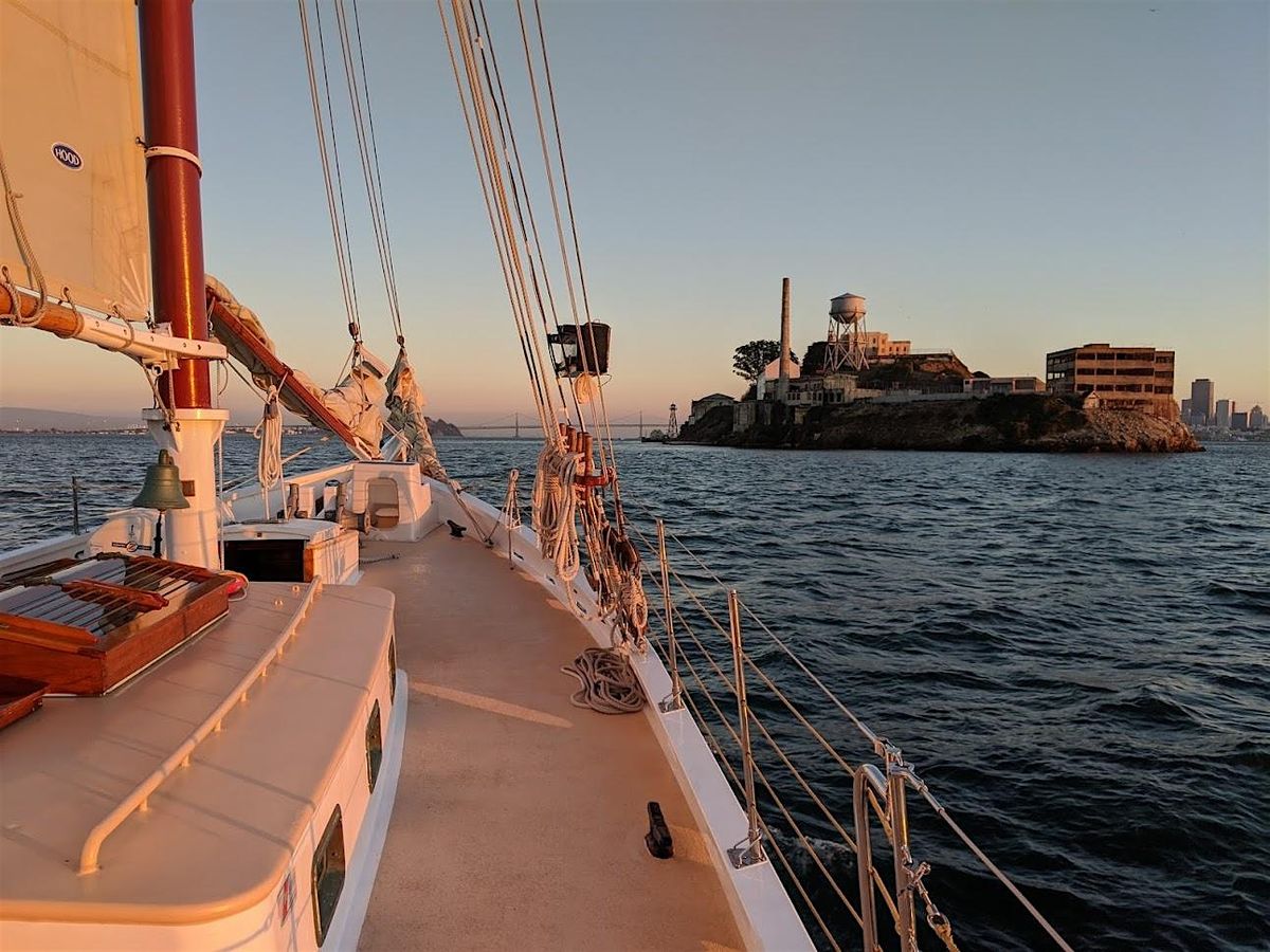 Friday Sunset Sail - Memorial Day Weekend on San Francisco Bay 2026, 22 May | Event in Sausalito | AllEvents