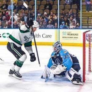 Parking Milwaukee Admirals at Texas Stars
