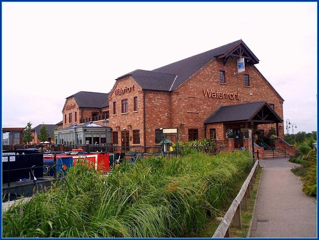 Valentines Day Speed Dating at The Waterfront - Barton Marina, 14 February | Event in Barton-under-Needwood