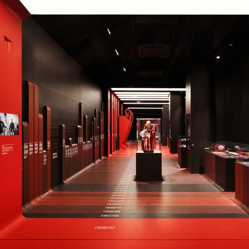 Museo Casa Milan : un paradiso per gli amanti del calcio, Casa Milan Museum, Milano, 26 November