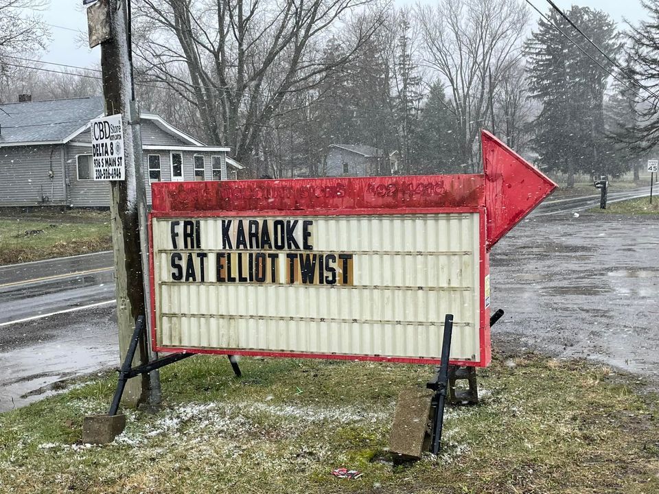 Elliot Twist at The Red Dog Saloon, 7151 Sherman Church Ave SW, East Sparta, OH 44626, April 13