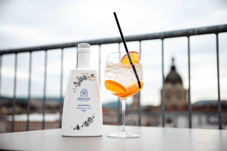 ZSOLNAY GIN X Gin Market Budapest lounge terasz, Hello Buda, Budapest, 9 June to 10 June