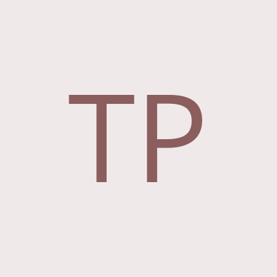 Tilly Pots is a craft studio located in Ravenshead with free parking.