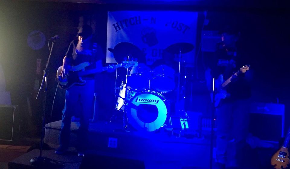 WHISKY BROTHERS HITCH N POST, HitchNPost Bar & Grill, Lapeer, 3