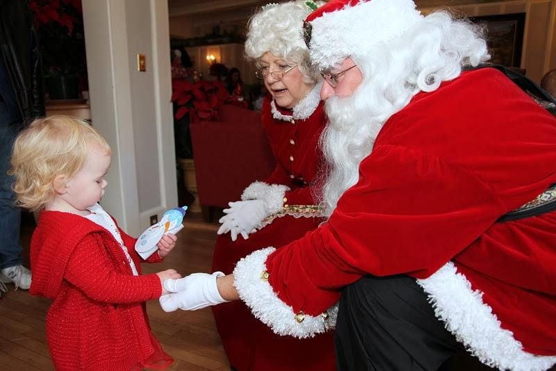 Santa Arrives by Lobster Boat, The Nonantum Resort, Kennebunkport