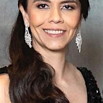 Alexandra Rojas logo