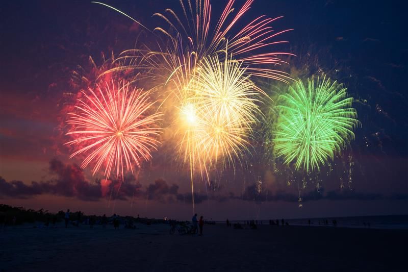 Holiday Fireworks , Great Dunes Beach on Jekyll Island, Waverly, 22