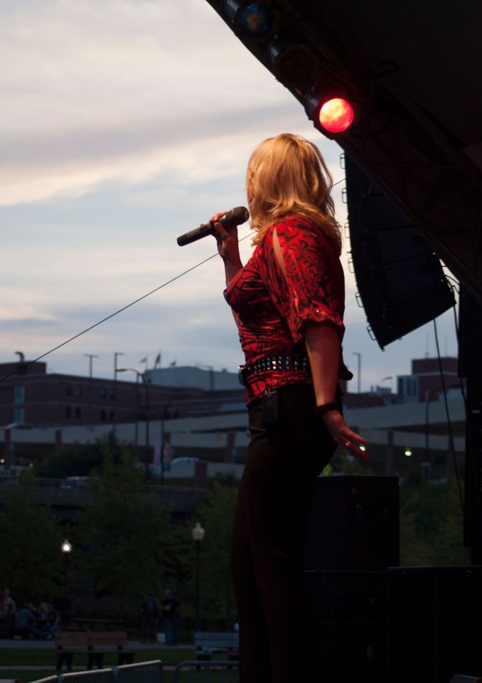 Whiskey Kings Kent Round Town Music Fest, Hometown Bank, Kent