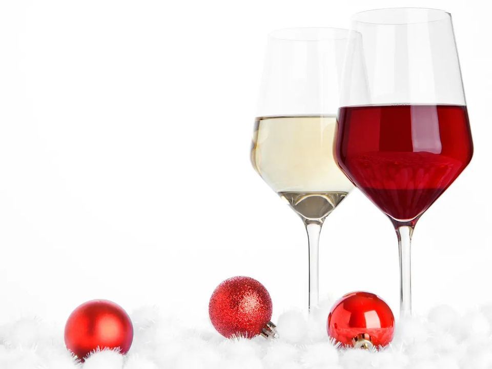 Wine and Pine Porch Pot Class, Jamie's Landscaping, Greenhills, December 15 2022 AllEvents.in