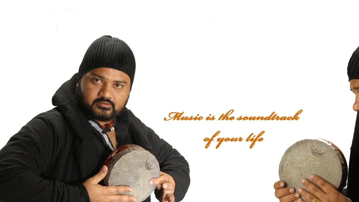 V. Selvaganesh, Raghunandan Panshikar, Kavita Krishnamurthy, Taufiq Qureshi, Swapan Chaudhuri, Rakesh Chaurasia, Tanmoy Bose, Bickram Ghosh, Jayateerth Mevundi, Abhishek Raghuram in Kolkata, 12 December