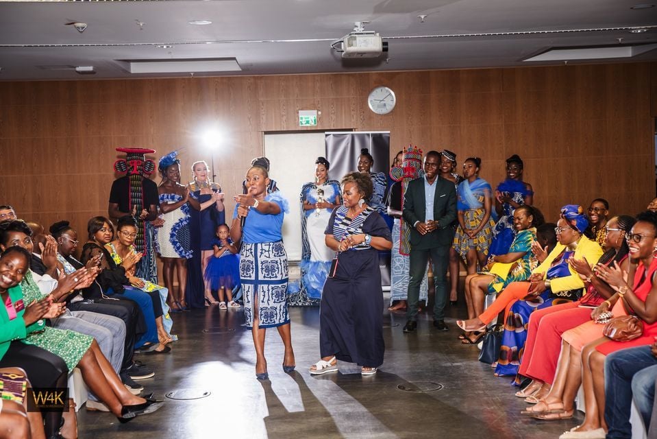Phenomenal Women 2023 Empowerment Stage, Goethe University Frankfurt Festsaal im Casino Anbau Phenomenal Women 2023 Empowerment Stage, Goethe University Frankfurt Festsaal im Casino Anbau