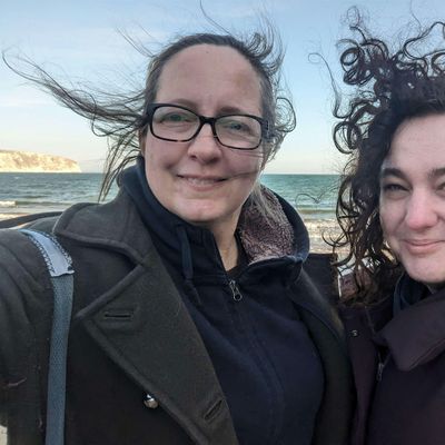 Kate and Caroline logo