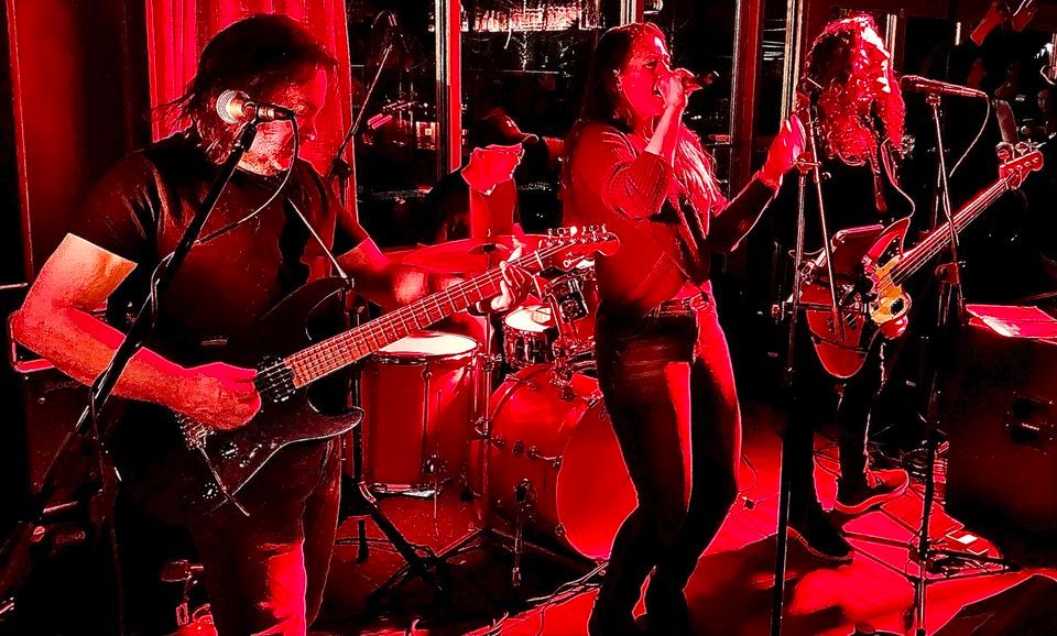 Tangled Vine rocks Little Barn Shelton!! , Little Barn Shelton