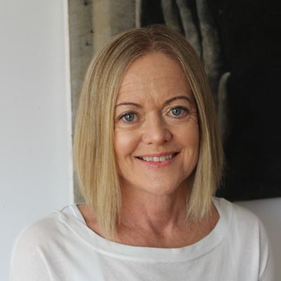 Jules Brooker | Flow and Flourish