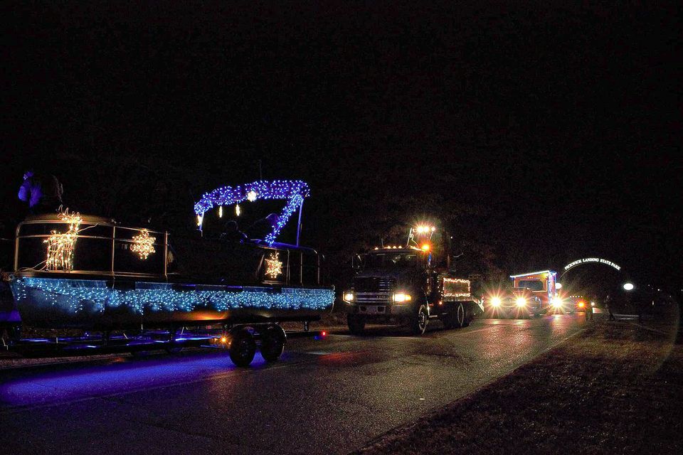 Pickwick/Counce Christmas Parade, Pickwick Landing State Park, Savannah