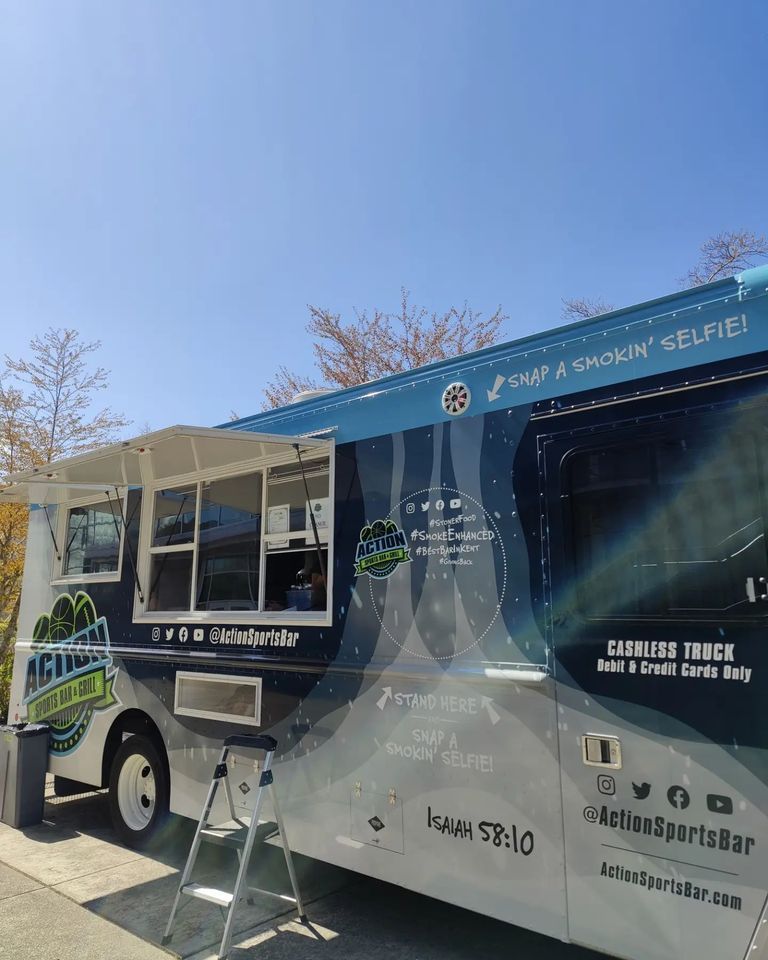 Food Truck Action Sports Bar & Grill, Imbibe Bottle House & Taproom