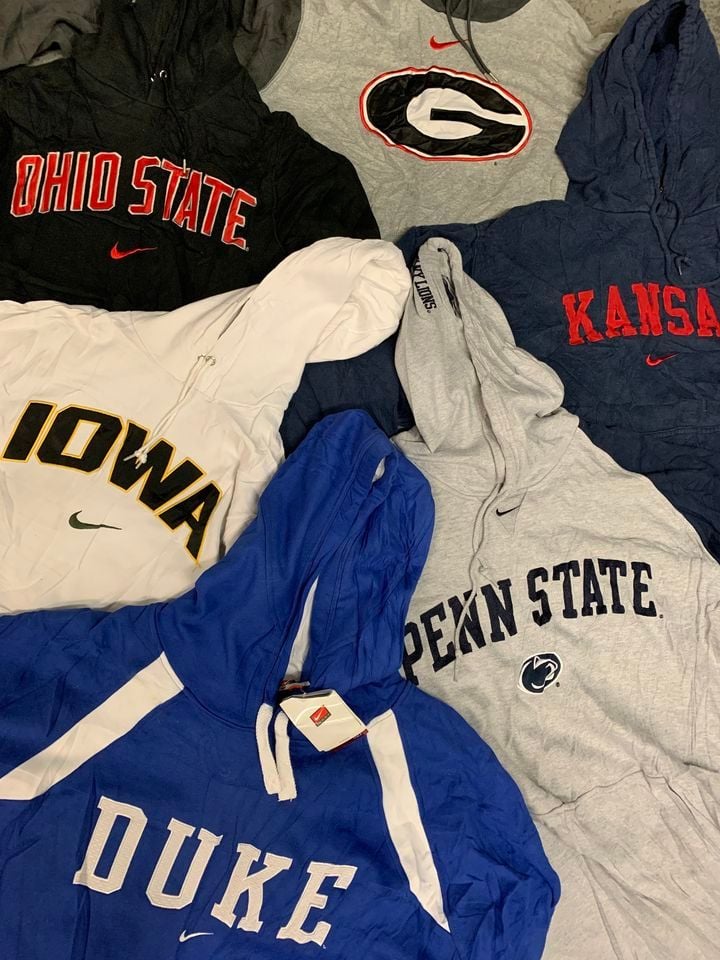 VINTAGE CLOTHING KILO SALE NORTH EASTS BIGGEST OVER 50,000 ITEMS