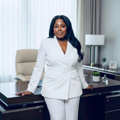 Bianca Berry - The Mompreneur Agency logo