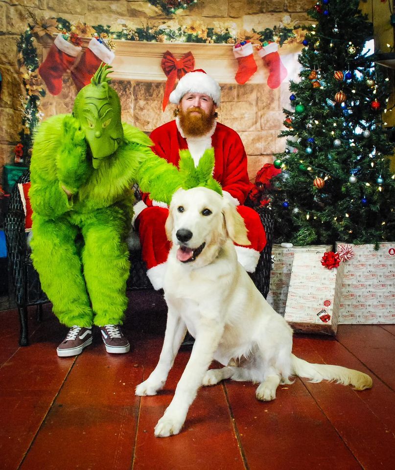 Santa & Grinch Pictures, Spirit Ranch, Sperry, 3 December 2023 | AllEvents