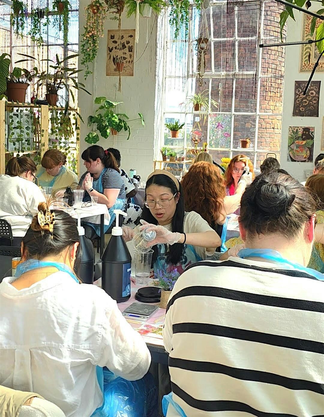 BRSHES, Spring Pressed Flower Epoxy Resin Workshop., 15 March | Event in Glasgow | AllEvents