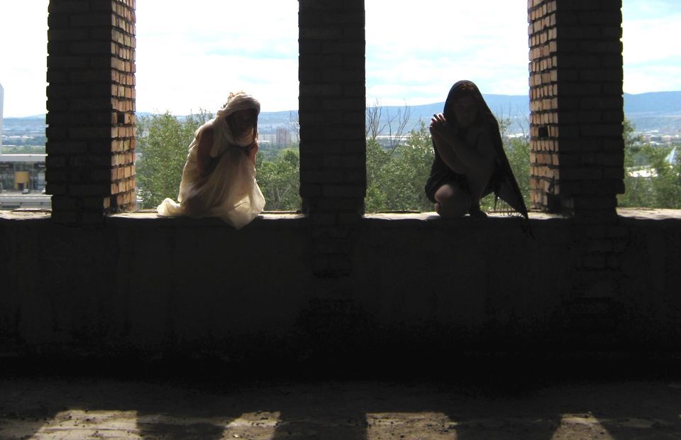 Hoffnung, ein Ding mit Federn, fabrik