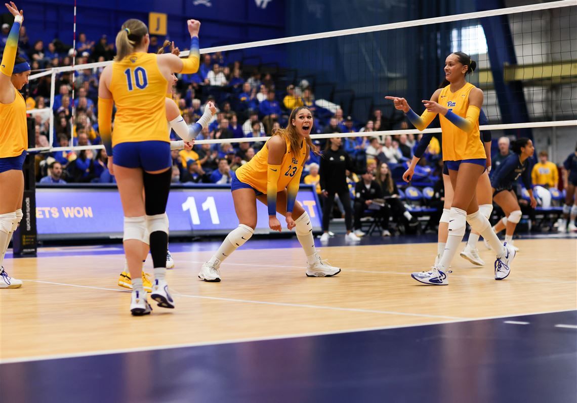 Georgia Tech Yellow Jackets at Pittsburgh Panthers Womens Volleyball at Fitzgerald Field House, 5 October