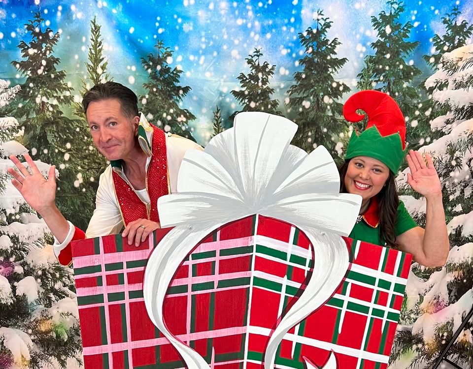 C R O W presents the 2023 Holly Jolly Follies Florence Events Center C R O W presents the 2023 Holly Jolly Follies Florence Events Center
