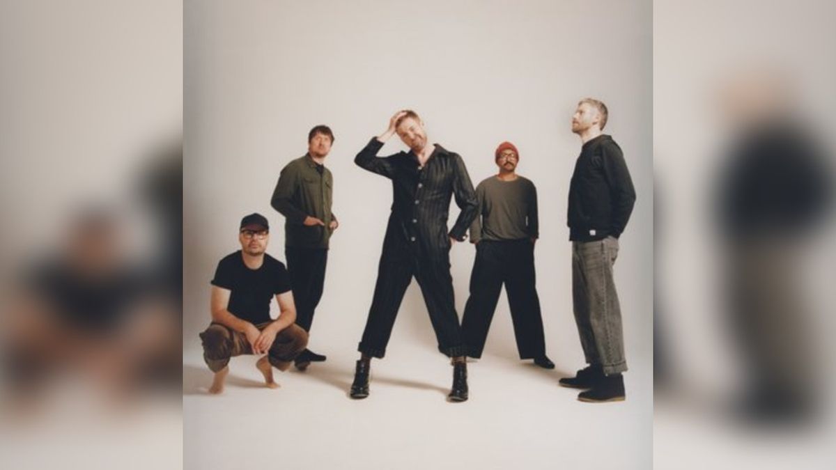 Kaiser Chiefs - On The Beach 2025 Brighton Tickets, 27 July | Event in Brighton | AllEvents