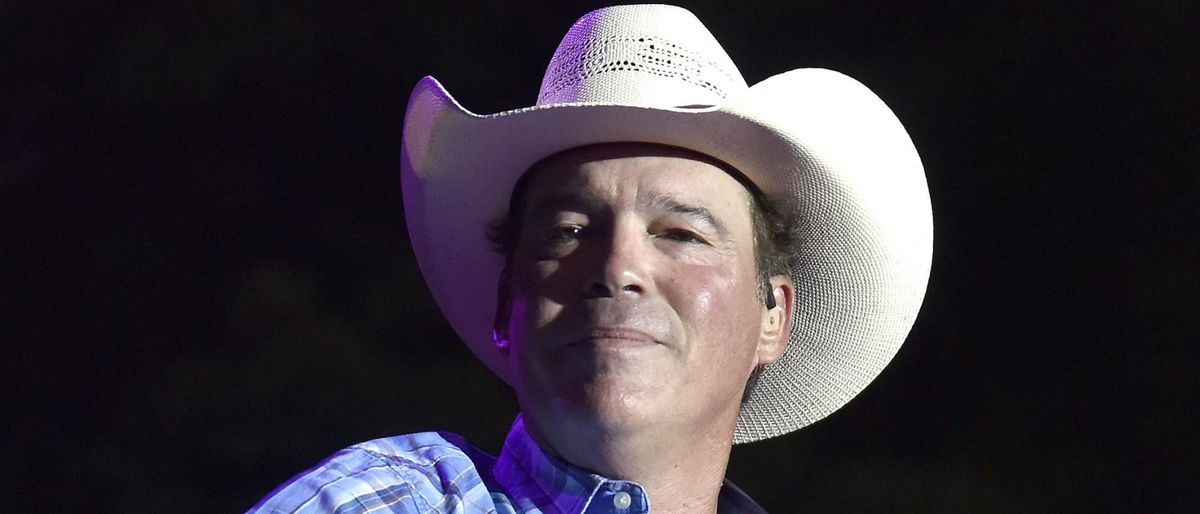 Pasadena Strawberry Festival - Jake Bush and Clay Walker at Pasadena Convention Center and Municipal Fairgrounds, 16 May