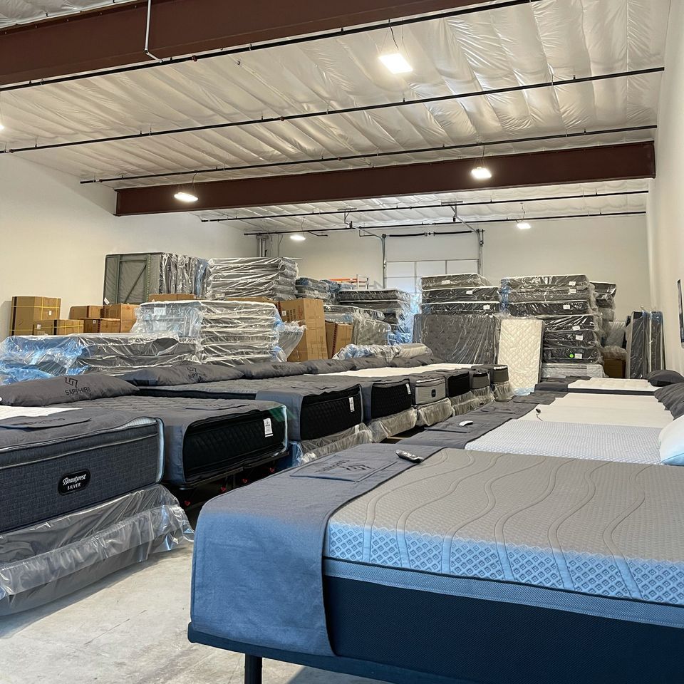 HUGE END OF YEAR MATTRESS CLEARANCE EVENT! 5080 off retail!!, BoxDrop