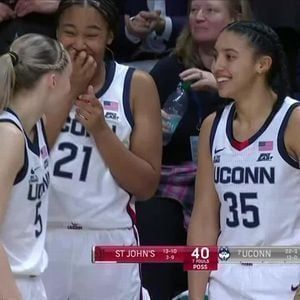St. Johns Red Storm at UConn Huskies Womens Basketball