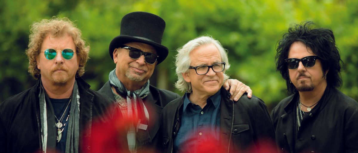 Toto (band) visual data 7