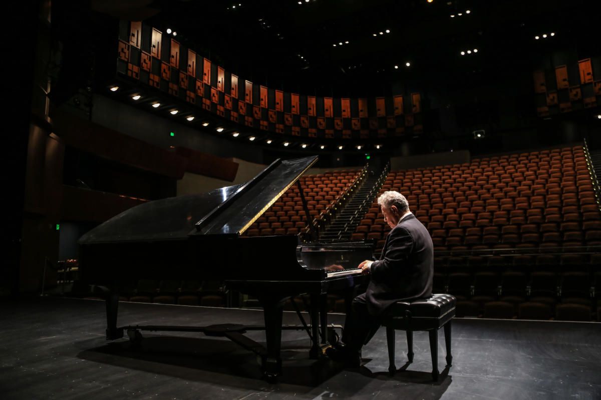 Jeffrey Siegel's Keyboard Conversations: Music of Joy and Peace, 21 March | Event in Palm Desert | AllEvents