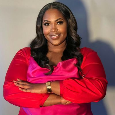 The W.O.W. Experience logo