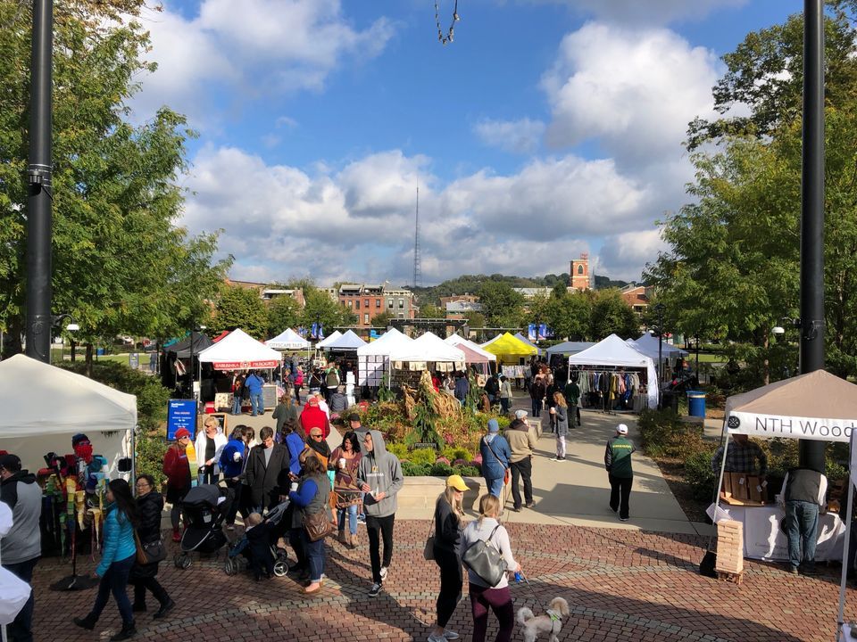 Cincinnati christmas market august 2022