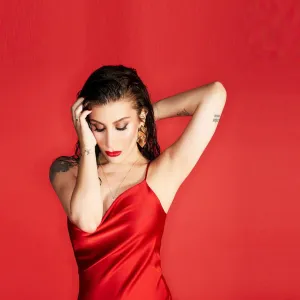 İrem Derici in İstanbul