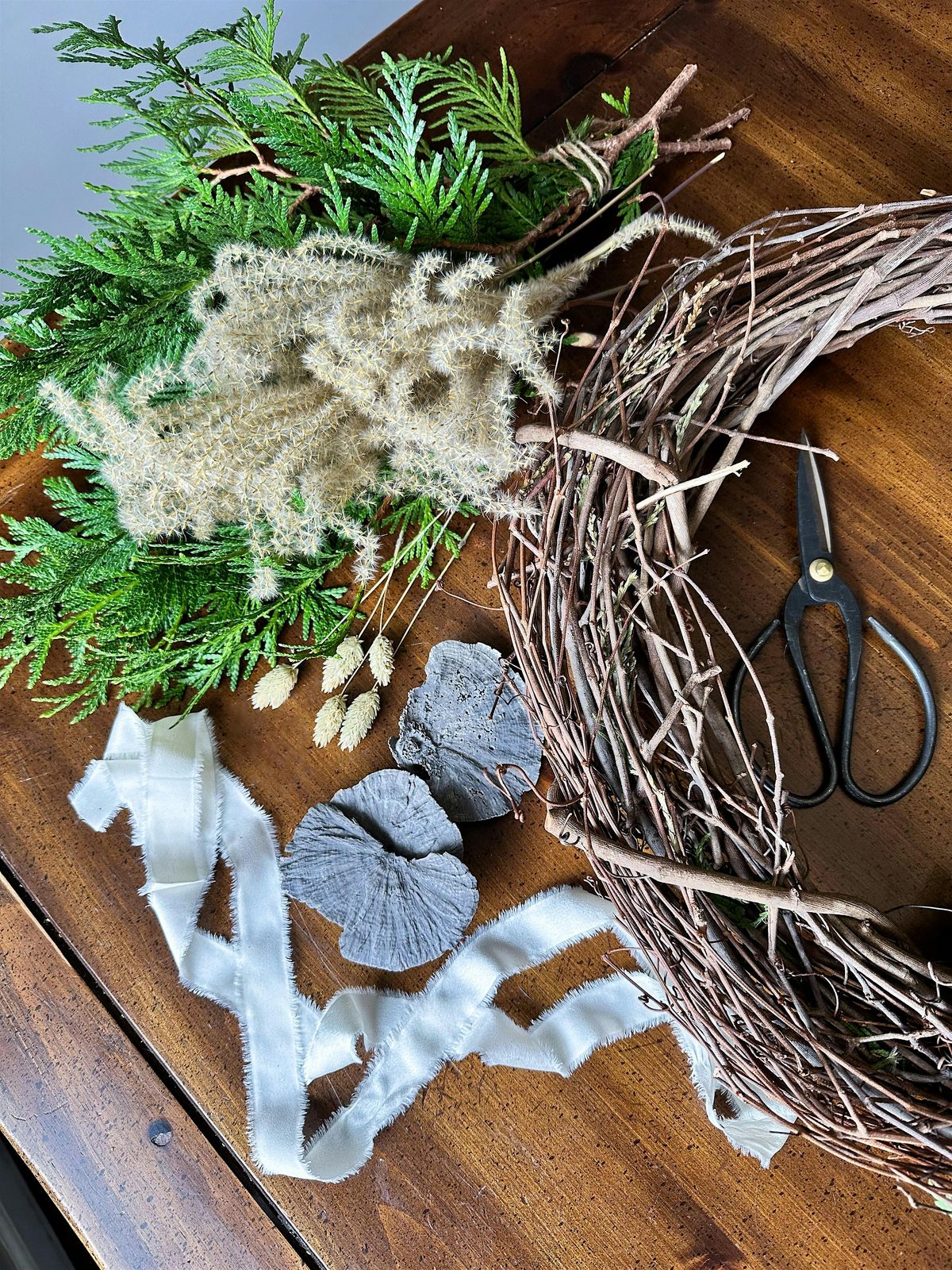 Holiday Wreath Workshop at Wonderland + Sea, 30 November | Event in Manasquan | AllEvents