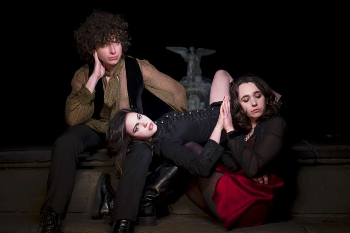 Parking Sunflower Bean with GIFT, 20 June | Event in Chicago | AllEvents