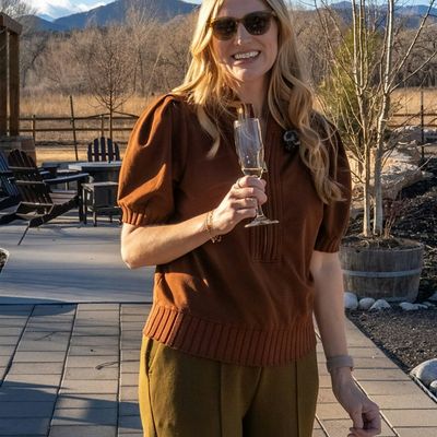 Laura MacDonald logo