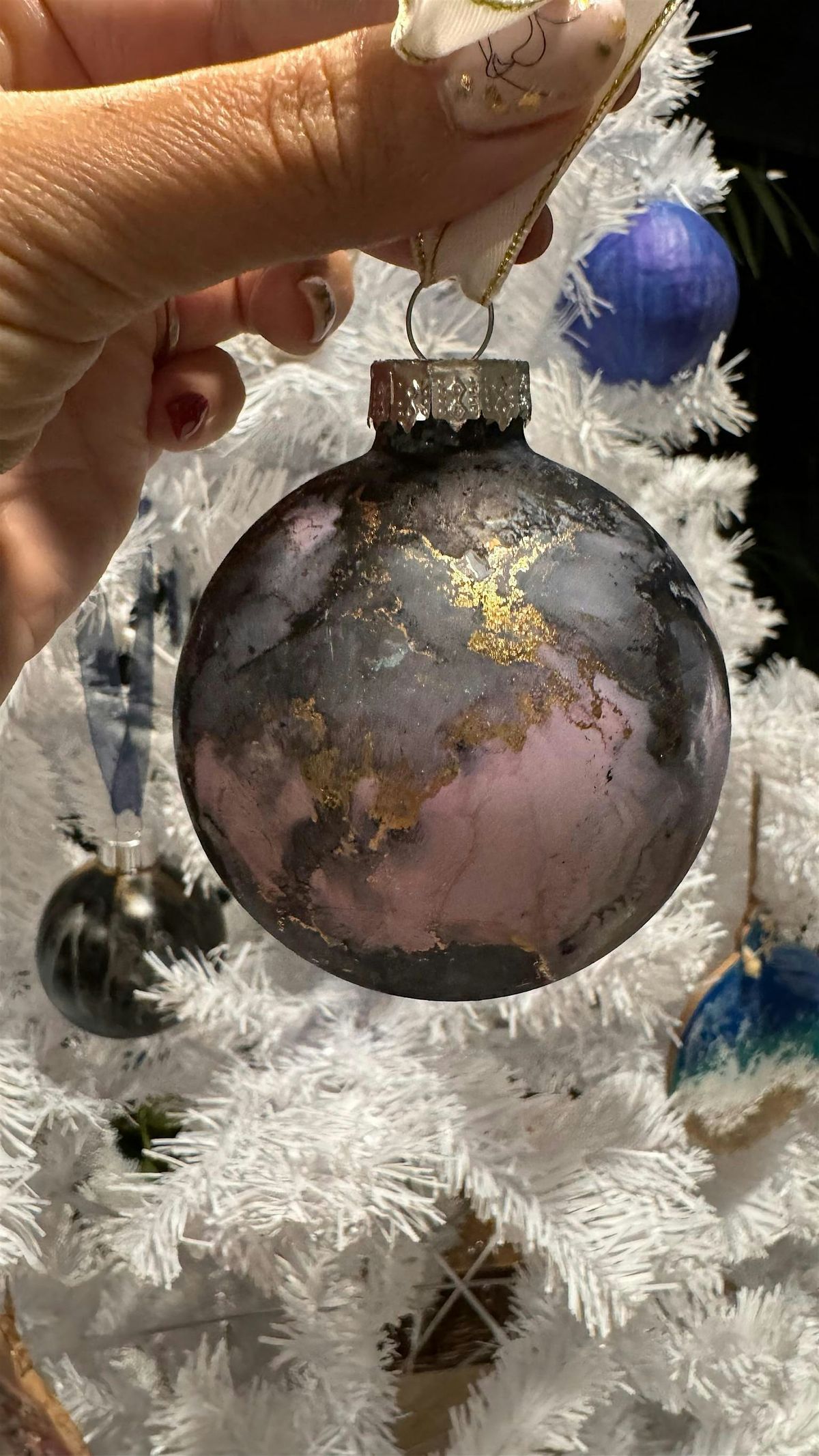 Alcohol Ink Painting and Ornaments Workshop | San Diego, 30 November | Event in San Diego | AllEvents