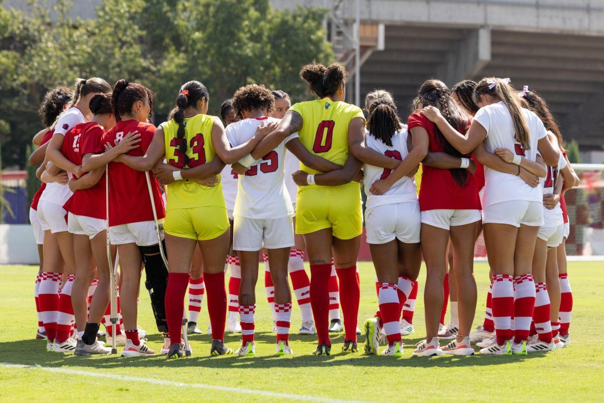 Pepperdine Waves at Fresno State Bulldogs Womens Basketball at Save Mart Center, 6 December | Event in Fresno