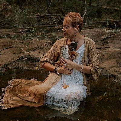 The Spiritual Vibe Holistic Healing Studio logo