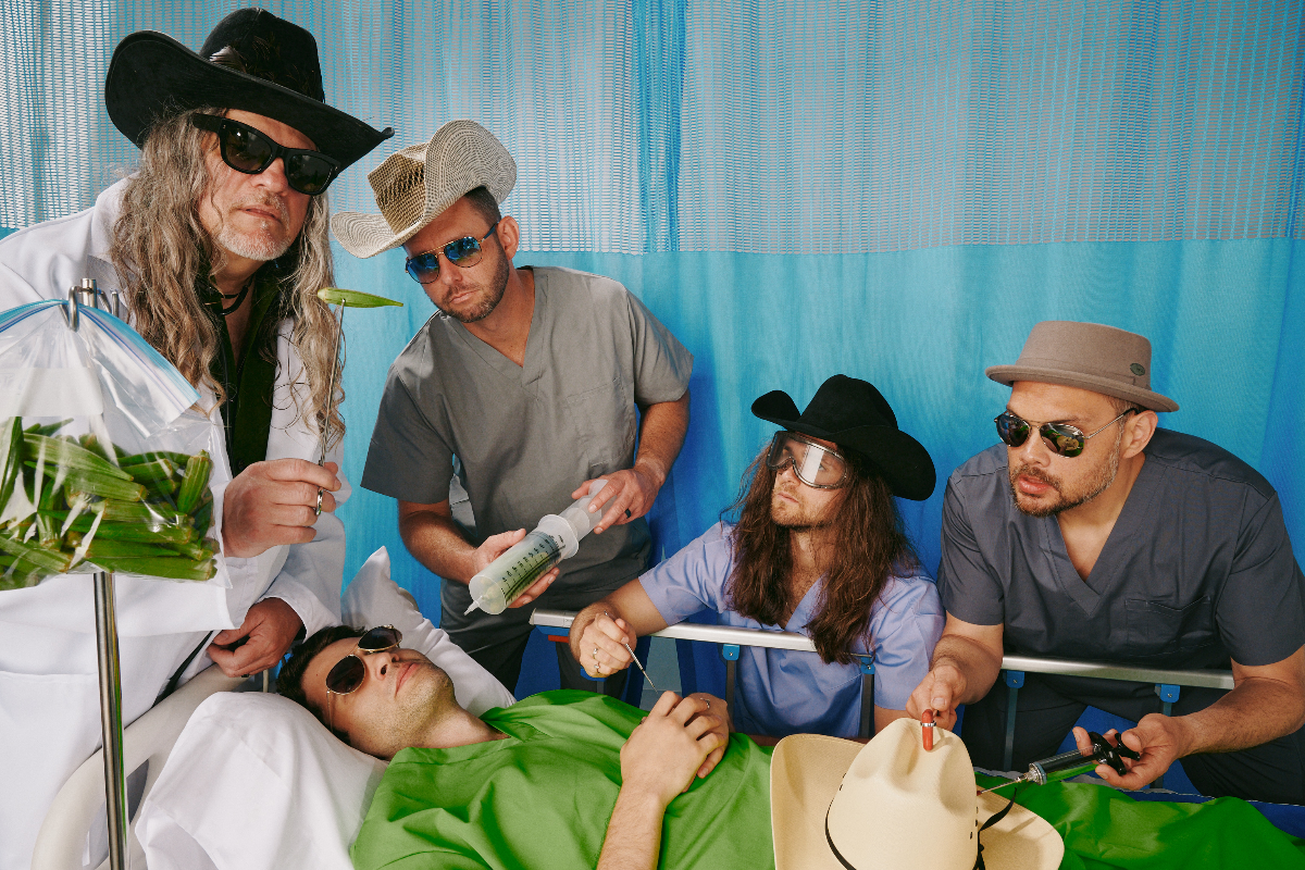 Parking Kishi Bashi with Bayonne (17+), 4 April | Event in Chicago | AllEvents