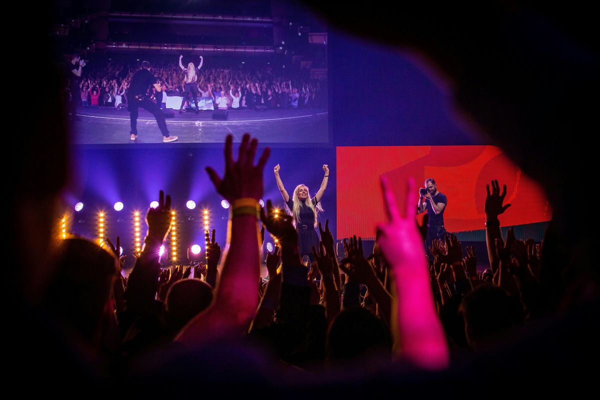 FIREWORK! München - Annabell Whitney, 21 November | Event in München | AllEvents