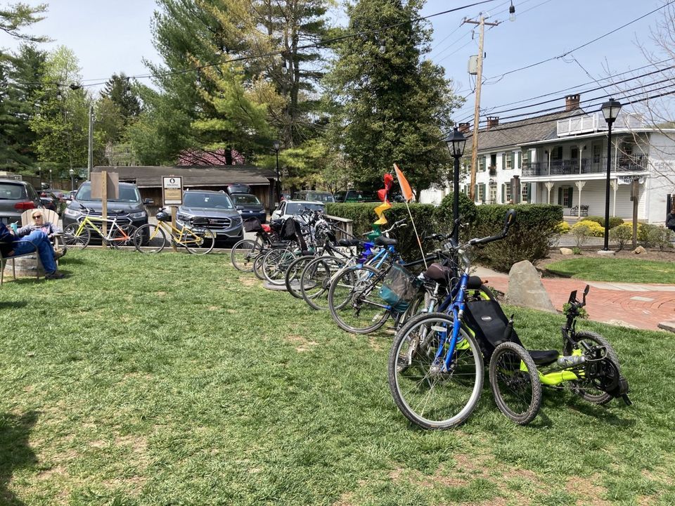 canal bike rides near me