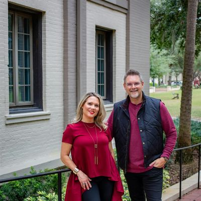 Bill and Traci Vanderbush logo