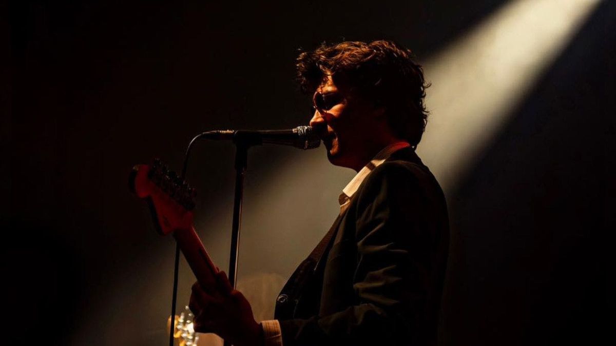ARCTIC NUMPTIES + NOEL GALLAGHER'S HIGH FLYING CARPETS, 5 December | Event in Newcastle Upon Tyne | AllEvents