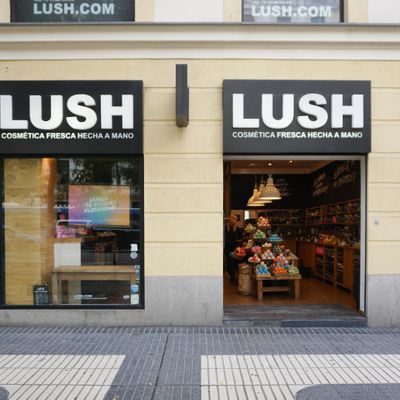 Lush Alcalá logo