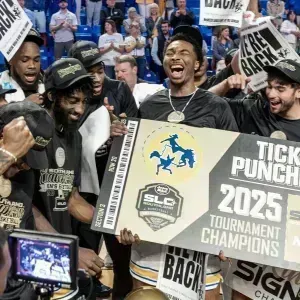 Parking McNeese Cowboys at Michigan Wolverines Mens Basketball