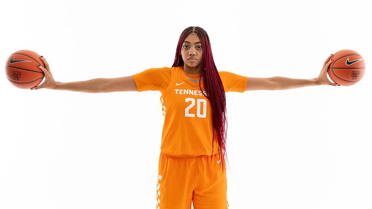 Tennesee Lady Vols at UConn Huskies Womens Basketball at PeoplesBank Arena, 1 February | Event in Hartford
